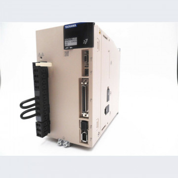 Сервомотор Yaskawa SGMPH-02AAE6ED, 200 Вт